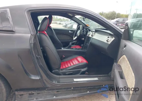 2007 Ford Mustang Gt Deluxe/Gt Premium из США, поврежденный, VIN 1ZVFT82H775208115